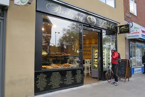 Iris Bakery photo 2